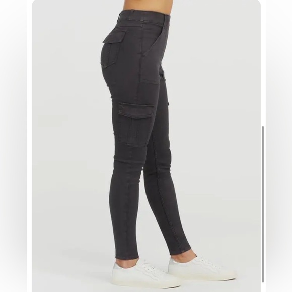 Spanx Stretch Twill Ankle Cargo Pant in Washed Black | Spanx Cargo Pant - Picture 3 of 13